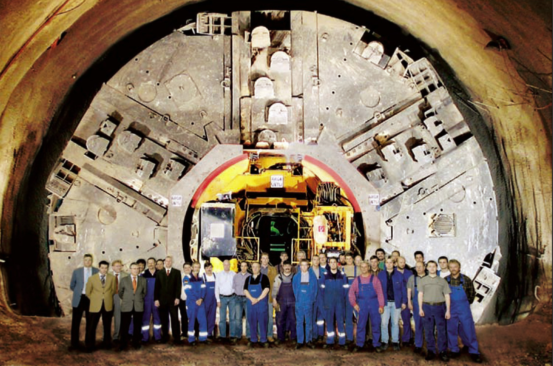 Tunneling Machine